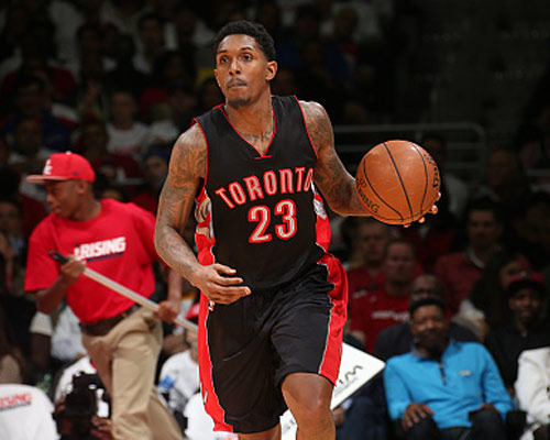 艾纳维：打进罗马处子球像做梦一样；专注和那不勒斯的榜首战（艾纳维称罗马处子球如梦，现聚焦与那不勒斯的榜首之战）