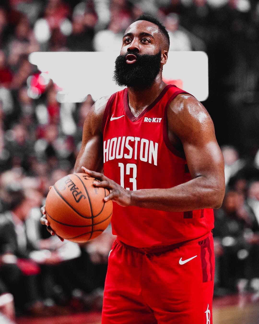 爱尔兰本轮世预赛大名单：柯林斯、凯莱赫、阿扎兹在列（爱尔兰公布本轮世预赛名单：柯林斯、凯莱赫、阿扎兹入选）