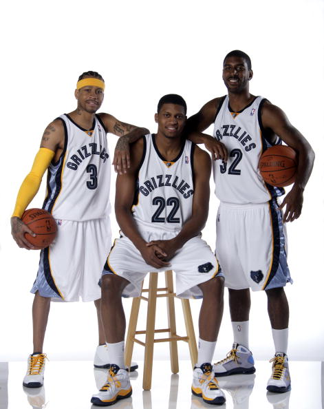 美加墨世界杯种子队确定：东道主以及六支前冠军在列（北美世界杯种子队出炉：东道主与六支前冠军锁定席位）