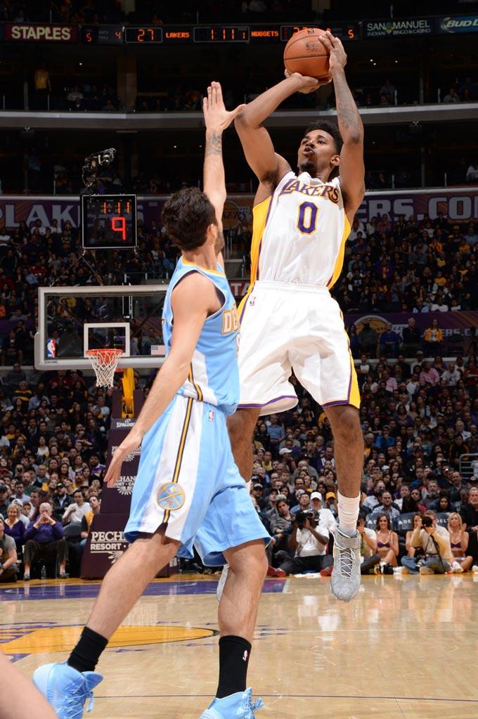 哈登暴走夜！单节27分+全场55分，快船终结连败全靠他一人扛（哈登火力全开！单节27分砍下55分，独扛快船止连败）