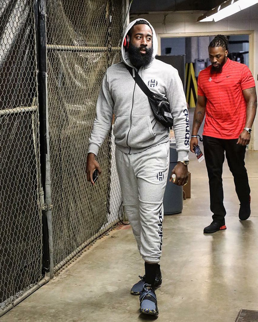 国安1-2遭河内公安逆转出局，张健智神扑难救主，阮庭北绝杀（河内公安2-1逆转淘汰国安：张健智神扑难救主，阮庭北完成绝杀）