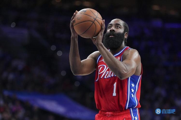 与此同时（同一时刻）