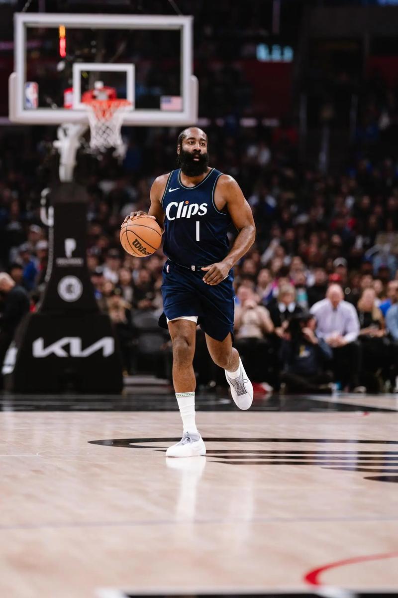 图片报：拜仁的球探考察了达伽马19岁的巴西边锋拉扬（图片报：拜仁派球探考察瓦斯科达伽马19岁巴西翼锋拉扬）