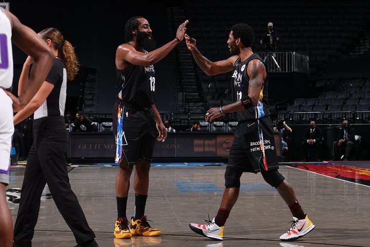 NBA球员专访：詹姆斯谈团队合作,（詹姆斯专访：谈球队协作之道）