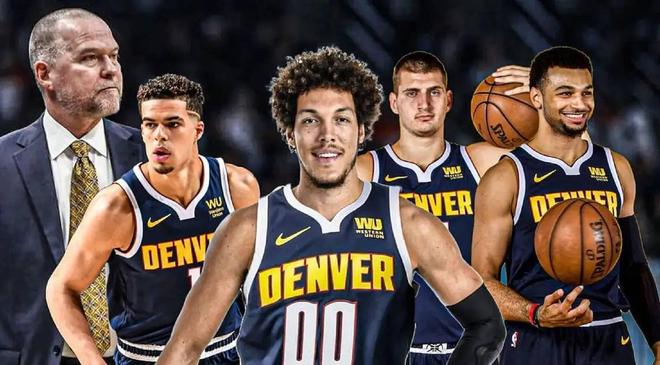 前法国国脚：支持本泽马重返国家队，希望看到他踢九号位（前法国国脚力挺本泽马回归国家队，盼其出任9号中锋）