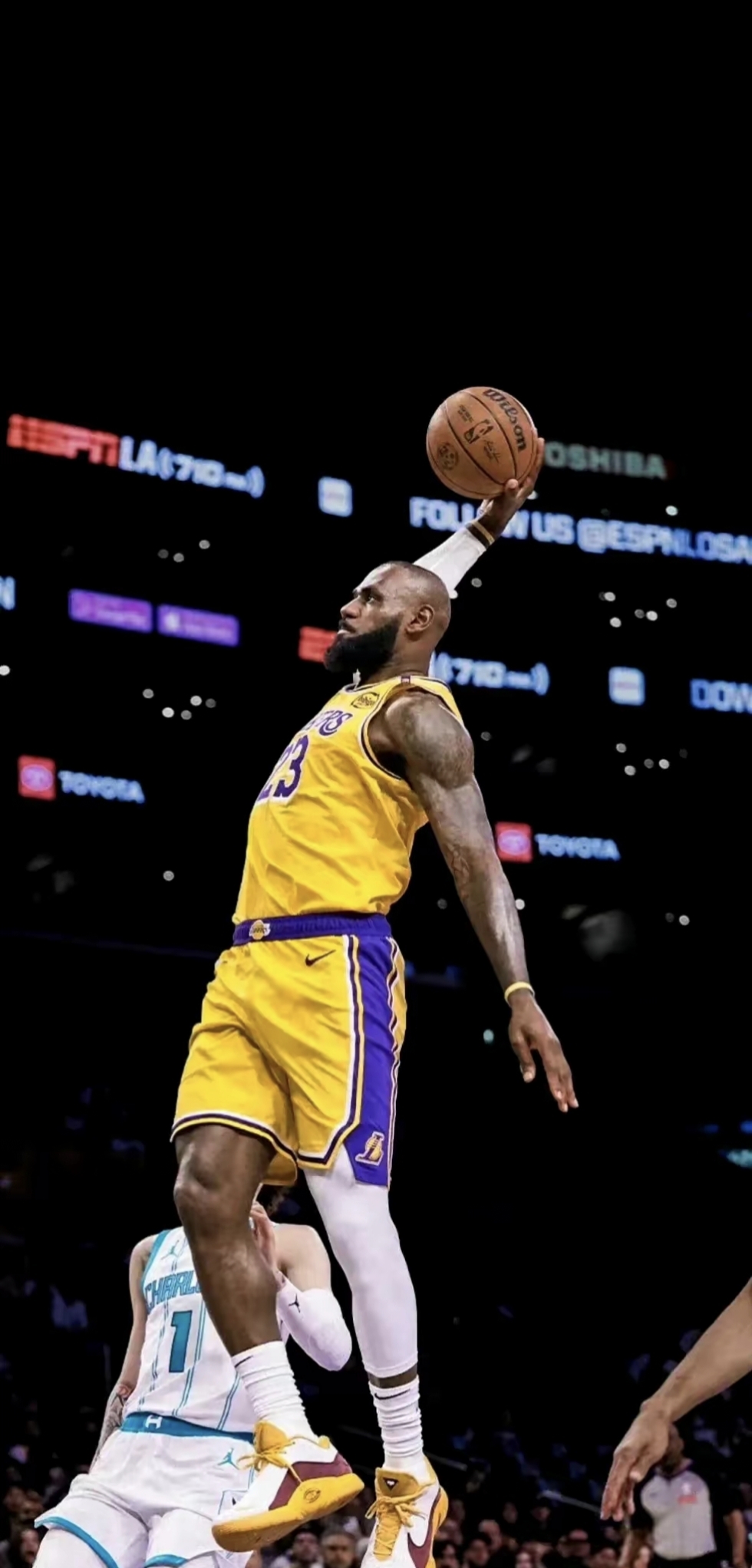 王博豪：那次射门机会我应该打上角；欧洲联赛对我锻炼大（王博豪：那次射门本应打向上角；欧洲联赛让我收获良多）