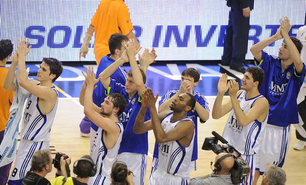 滑雪季开板温泉+南山住吃逛省钱全攻略（南山开板泡温泉：吃住逛省钱一站式攻略）